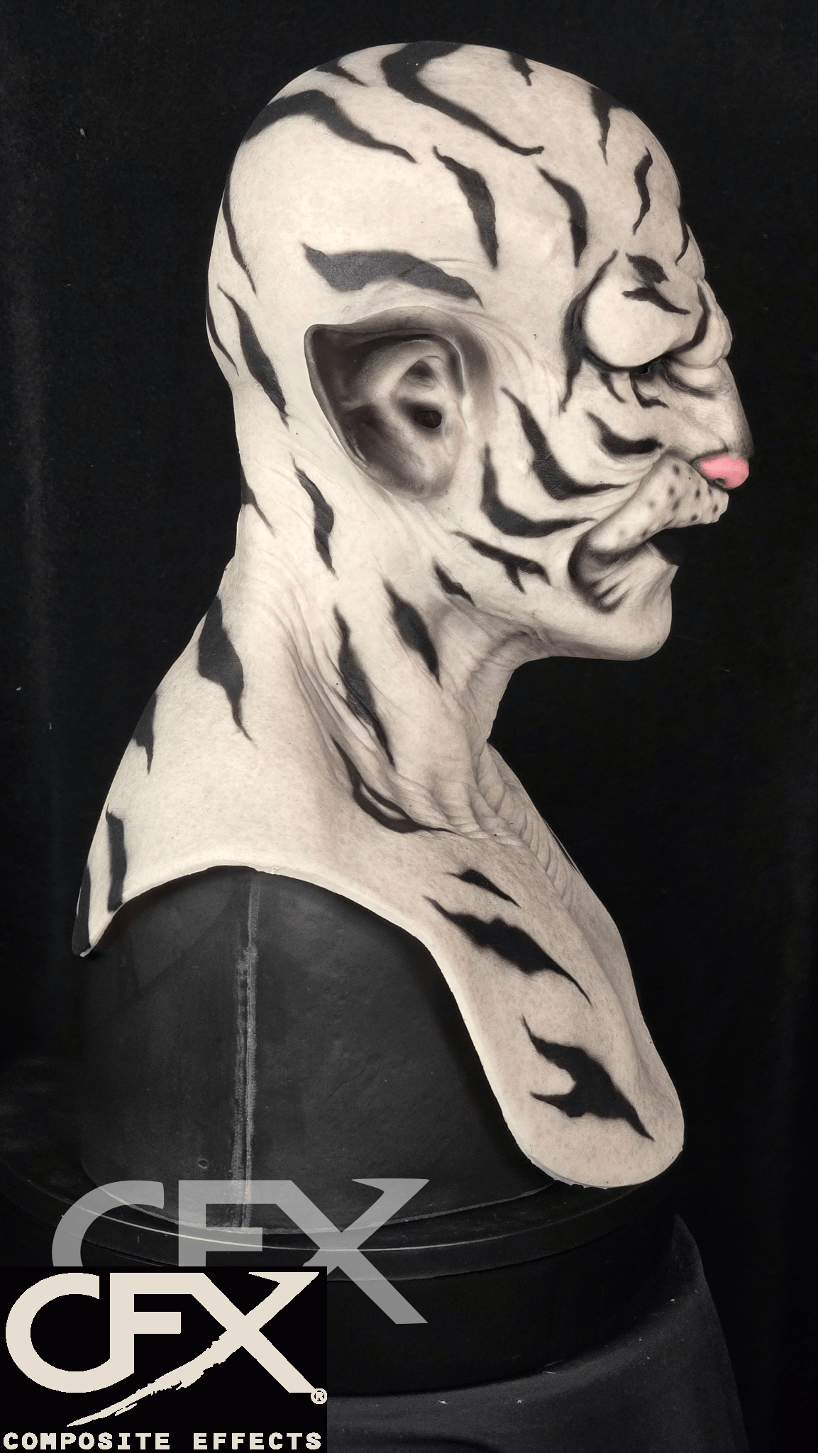 Khan White Tiger8